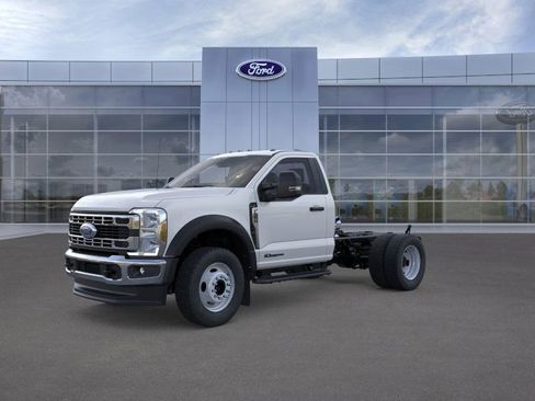 New 2025 Ford F550 4x4 Regular Cab Super Duty image 1