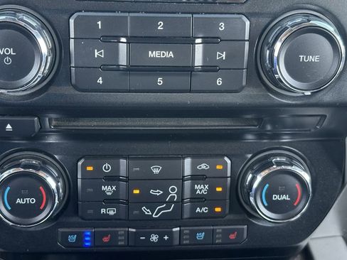 Used 2017 Ford F250 Lariat w/ Lariat Ultimate Package image 21