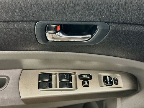 Used 2007 Toyota Prius w/ Pkg 2 FWD image 15