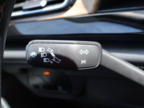 Used 2024 Volkswagen Atlas SE FWD image 15