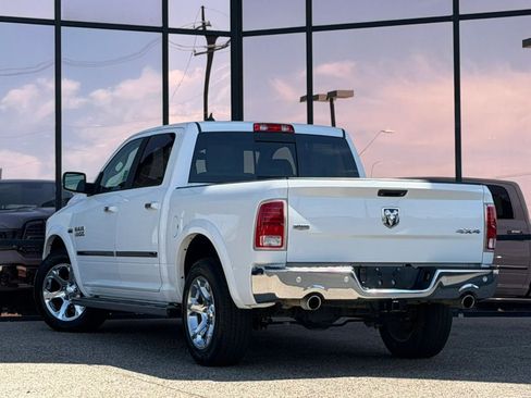 Used 2016 RAM 1500 Laramie w/ Convenience Group AWD/4WD image 11