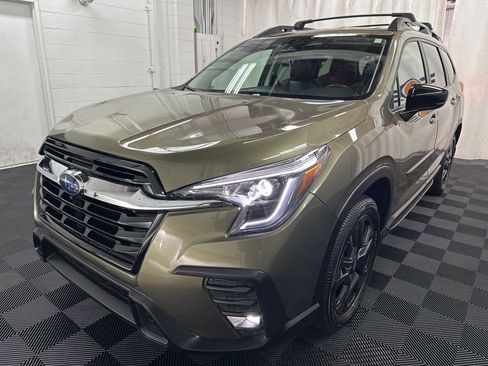 Used 2025 Subaru Ascent Bronze Edition w/ Onyx Package AWD/4WD image 4
