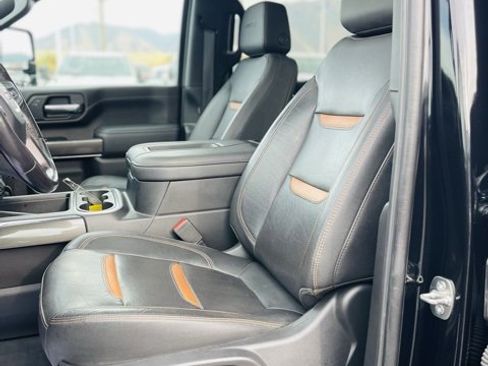 Used 2022 GMC Sierra 2500 AT4 w/ AT4 Preferred Package image 15