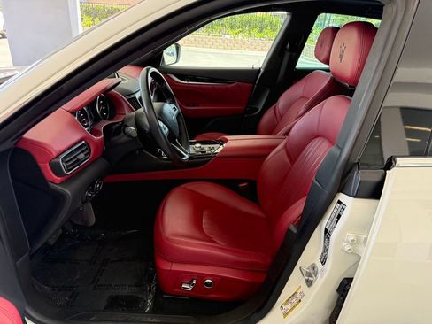 Certified 2022 Maserati Levante Modena AWD/4WD image 10