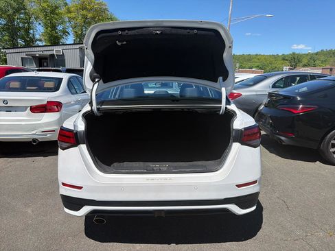 Used 2024 Nissan Sentra SR FWD image 10