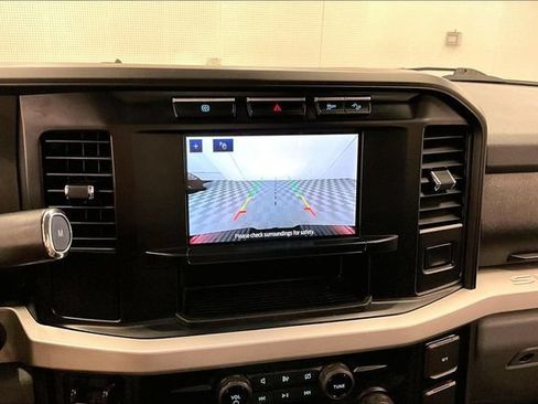 Used 2023 Ford F250 XLT w/ FX4 Off-Road Package AWD/4WD image 30