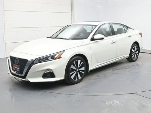 Used 2019 Nissan Altima 2.5 SL image 1