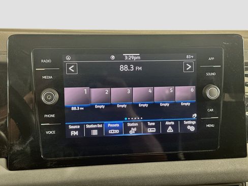 Used 2025 Volkswagen Jetta SE FWD image 21