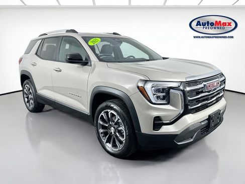 Used 2025 GMC Terrain Elevation w/ Elevation Premium Package AWD/4WD image 1