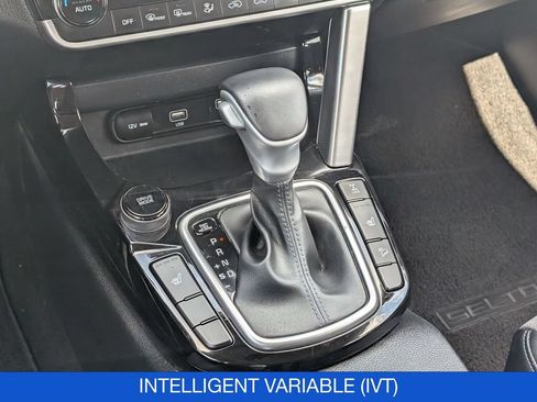 Used 2023 Kia Seltos S AWD/4WD image 27
