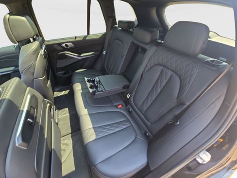 Used 2024 BMW X5 xDrive40i AWD/4WD image 21
