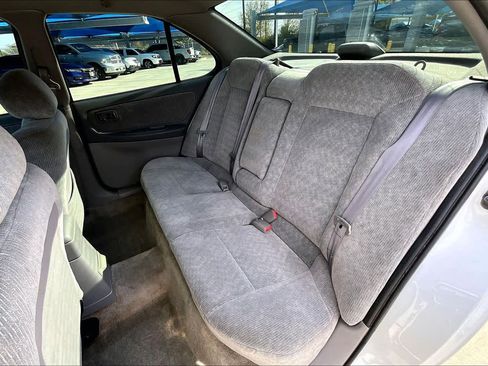 Used 2001 Nissan Altima GXE image 20