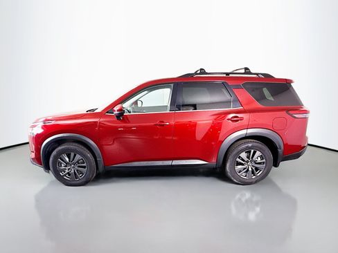 Used 2022 Nissan Pathfinder SV w/ SV Black Package FWD image 6