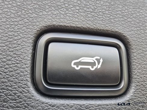 Certified 2024 Kia Sportage X-Line w/ X-Line Premium Package AWD/4WD image 15