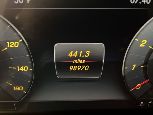 Used 2018 Mercedes-Benz E 300 4MATIC image 14