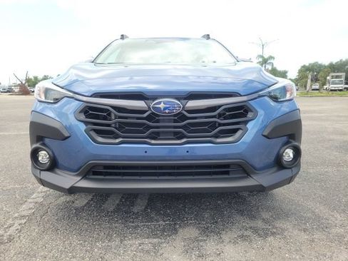 Used 2024 Subaru Crosstrek 2.0i Premium AWD/4WD image 3