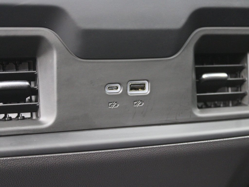 Used 2025 Chevrolet Silverado 1500 RST AWD/4WD image 11