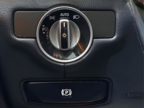 Used 2014 Mercedes-Benz CLS 550 4MATIC image 22