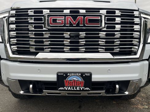 New 2026 GMC Sierra 3500 Denali w/ Denali Reserve Package image 67