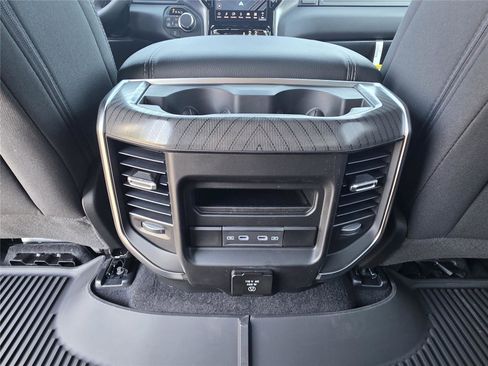 New 2026 RAM 1500 Big Horn AWD/4WD image 29