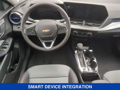 New 2026 Chevrolet Trax LT w/ Driver Confidence Package FWD image 17