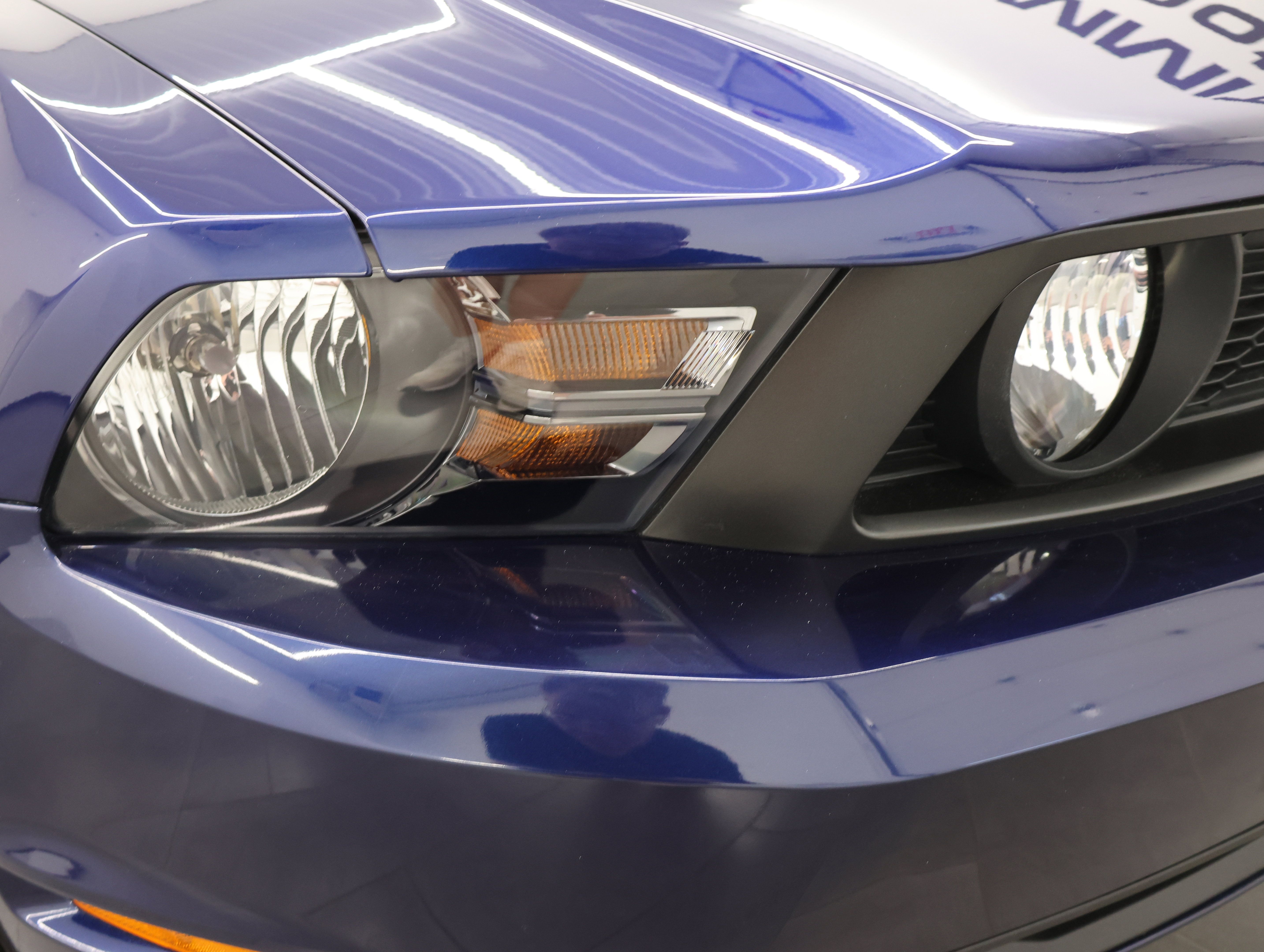 Used 2010 Ford Mustang GT RWD image 21