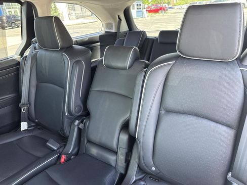 Certified 2025 Honda Odyssey Elite image 24