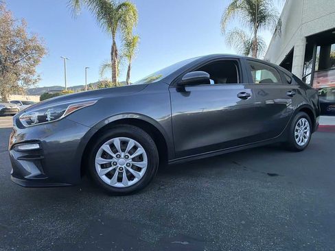 Used 2021 Kia Forte FE image 13