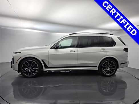 Used 2024 BMW X7 M60i w/ Executive Package image 7
