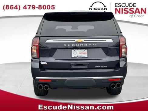 Used 2024 Chevrolet Suburban Premier RWD image 4
