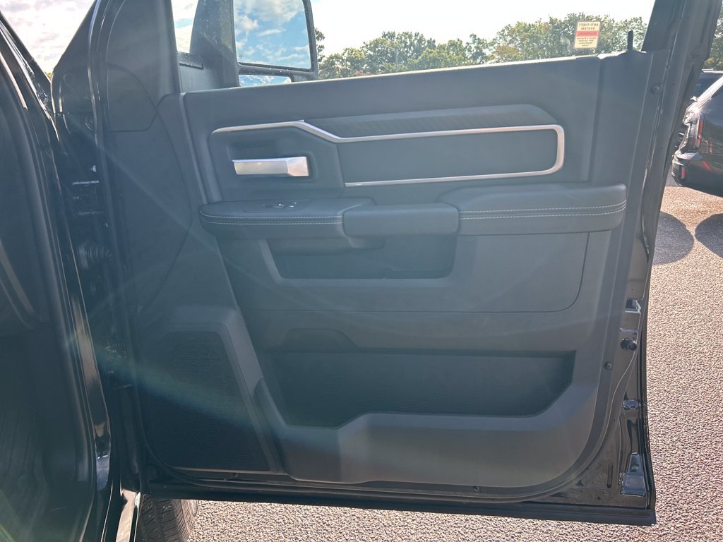New 2026 RAM 2500 Big Horn AWD/4WD image 26