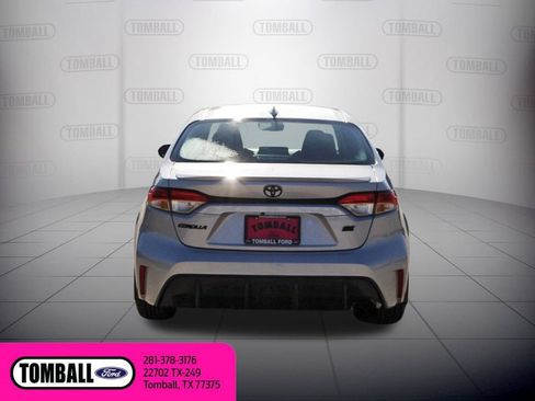 Used 2026 Toyota Corolla SE FWD image 6