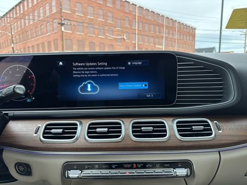 New 2026 Mercedes-Benz GLE 350 4MATIC image 23