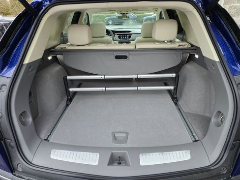 New 2025 Cadillac XT5 Premium Luxury image 8