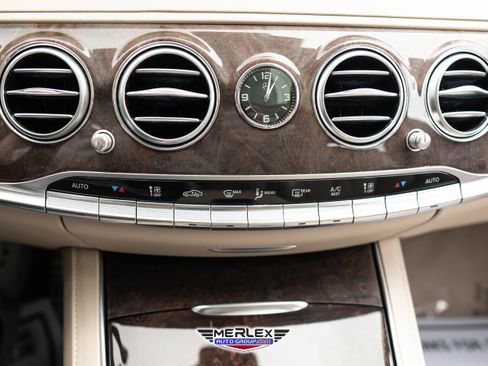 Used 2019 Mercedes-Benz S 560 Sedan image 34