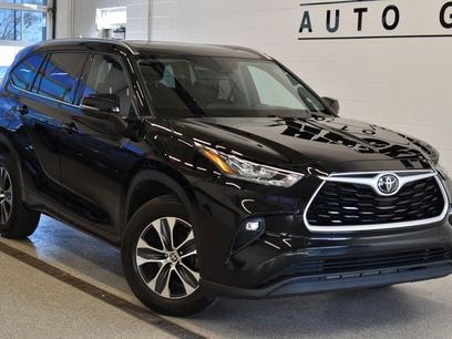 Used 2020 Toyota Highlander XLE