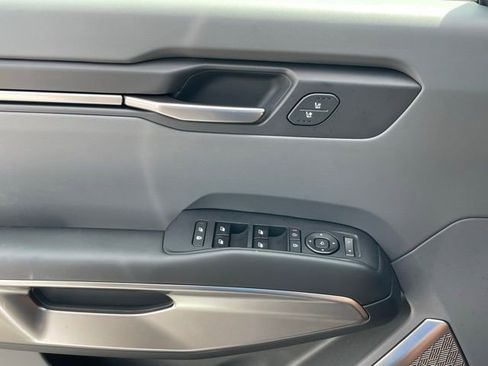 New 2026 Kia EV9 Light image 19