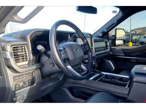 Used 2024 Ford F350 Platinum image 16