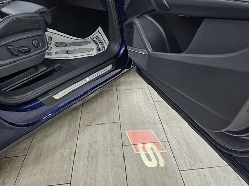 Used 2020 Audi SQ5 Prestige w/ Prestige Package image 26