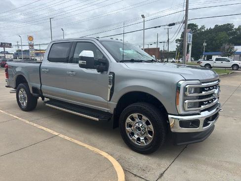 Certified 2023 Ford F250 Lariat w/ Chrome Package AWD/4WD image 3