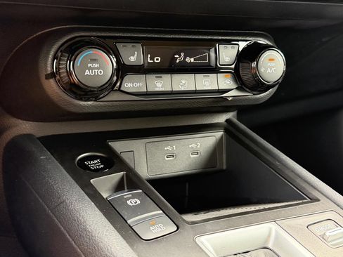 New 2026 Nissan Kicks SV w/ Interior Electronics Package FWD image 17