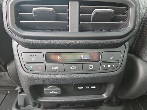 New 2026 Honda Ridgeline Black Edition image 42