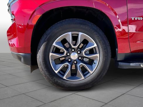 Used 2021 Chevrolet Tahoe LT w/ Luxury Package image 9