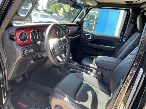 Used 2019 Jeep Wrangler Unlimited Rubicon AWD/4WD image 10