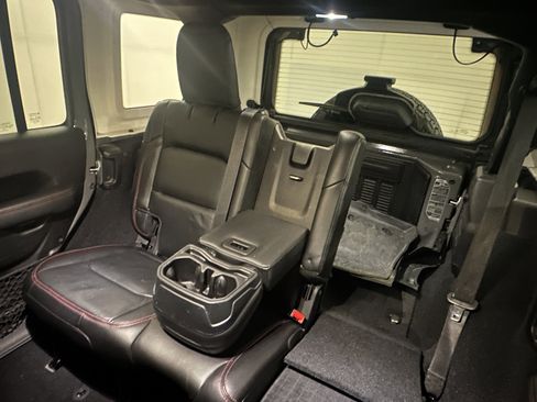 Used 2019 Jeep Wrangler Unlimited Rubicon image 24