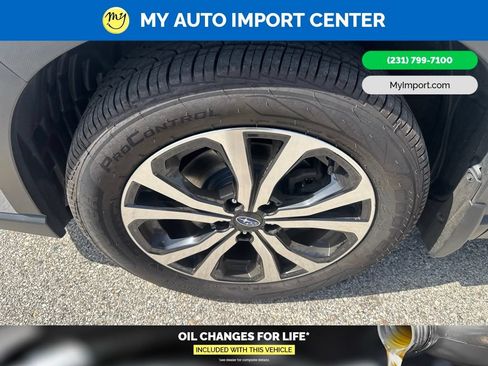 Used 2023 Subaru Forester Limited AWD/4WD image 9