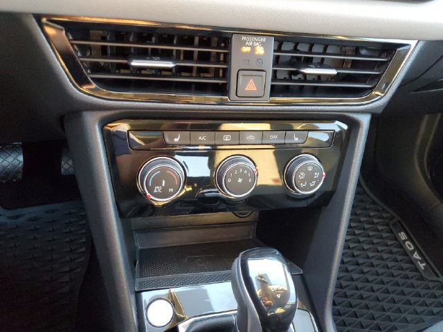 Certified 2023 Volkswagen Taos SE w/ Panoramic Sunroof Package FWD image 26