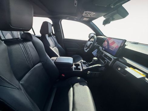 New 2026 Toyota 4Runner Limited AWD/4WD image 15