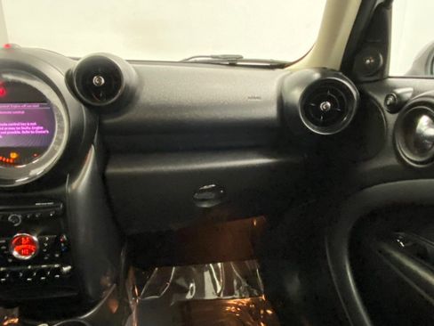 Used 2015 MINI Cooper Countryman S image 25