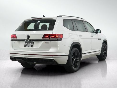 Used 2022 Volkswagen Atlas SEL R-Line AWD/4WD image 5